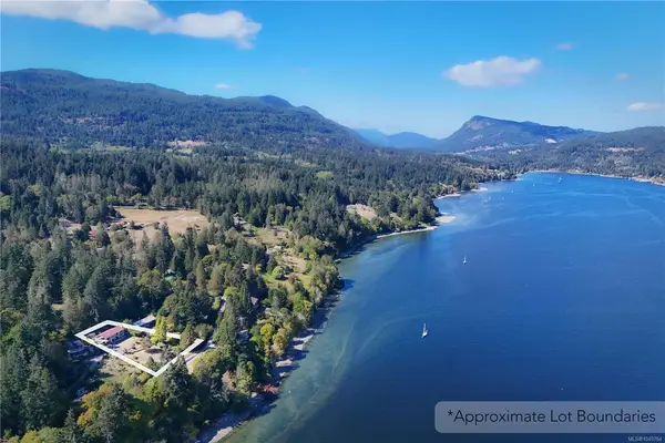 226 roland Rd, Salt Spring BC V8K 2B7 - 5 bed, 3 bath in Salt Spring