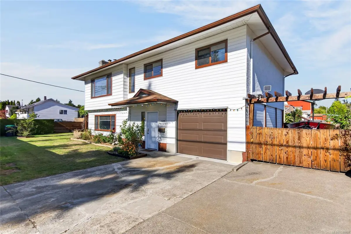 1083 26th St, Courtenay BC V9N 7G1