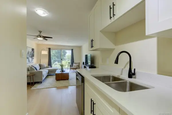 #103 - 40 Stanley Rd #103, Lake Cowichan BC V0R 2G0 - 1 bed, 1 bath property for sale in Lake Cowichan