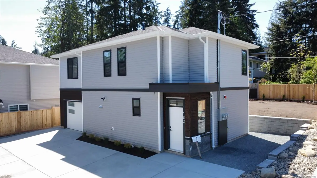 163 Alberta Rd, Nanaimo BC V9X 1A1