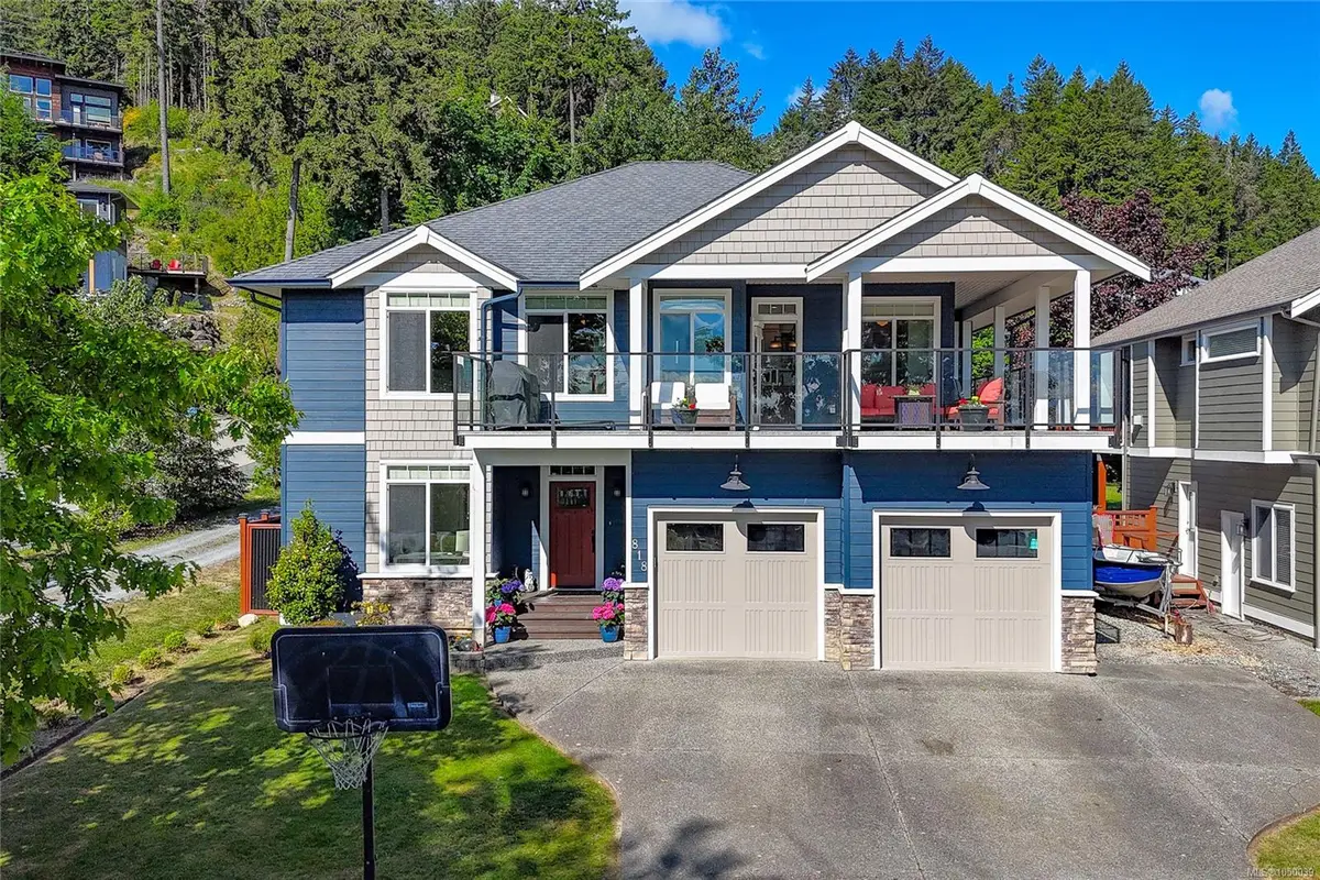 818 Craig Rd, Ladysmith BC V9G 2C4