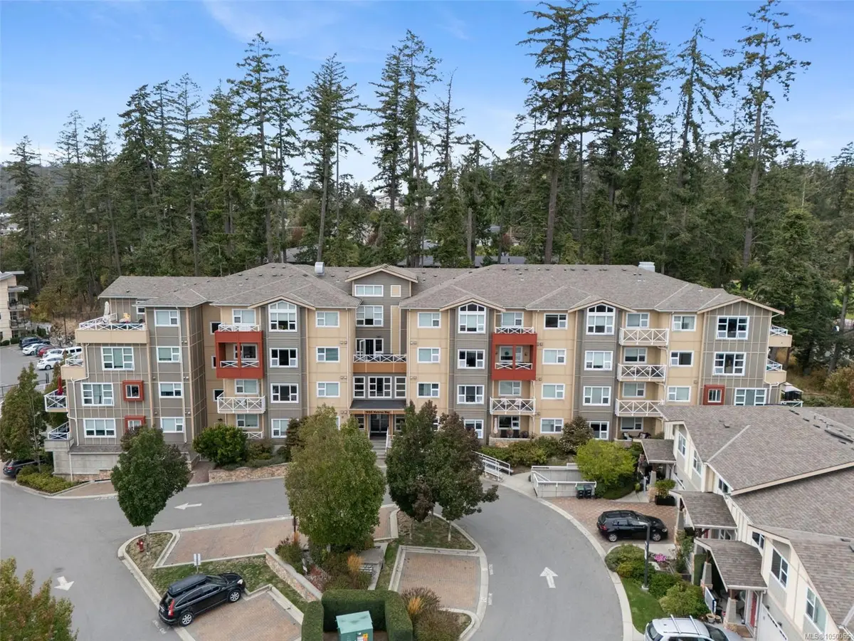 #306 - 1900 Watkiss Way #306, View Royal BC V9B 0S8