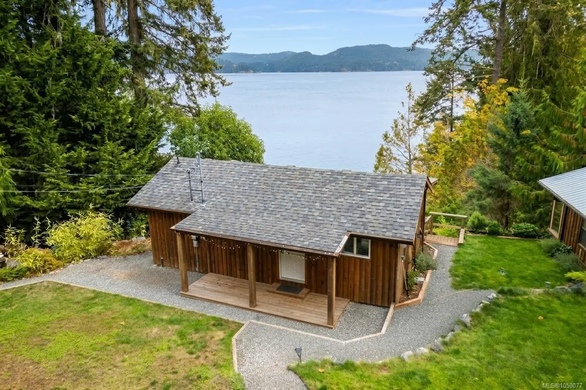 25 Seagirt Rd, Sooke BC V9Z 1A2