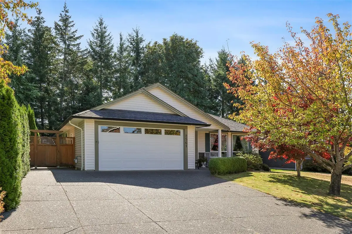 2561 Hebrides Cres, Courtenay BC V9N 3Z7