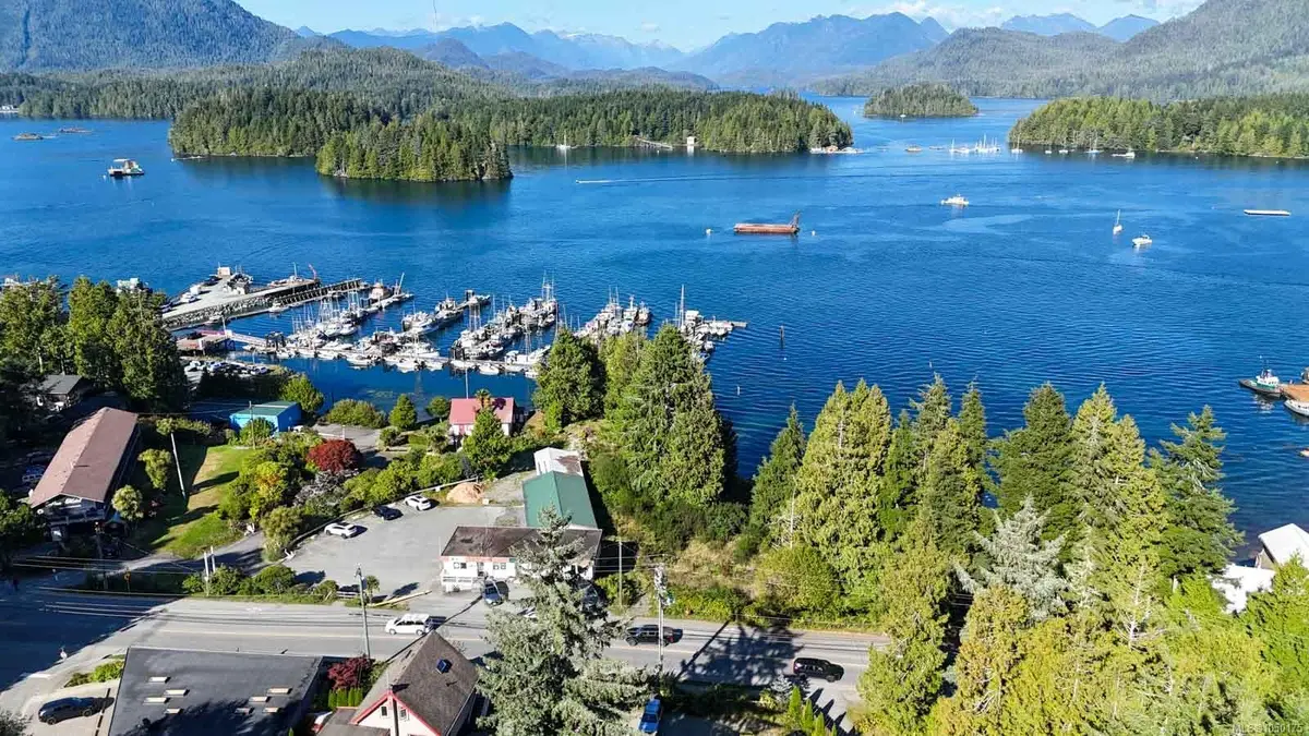 570 Campbell St, Tofino BC V0R 270