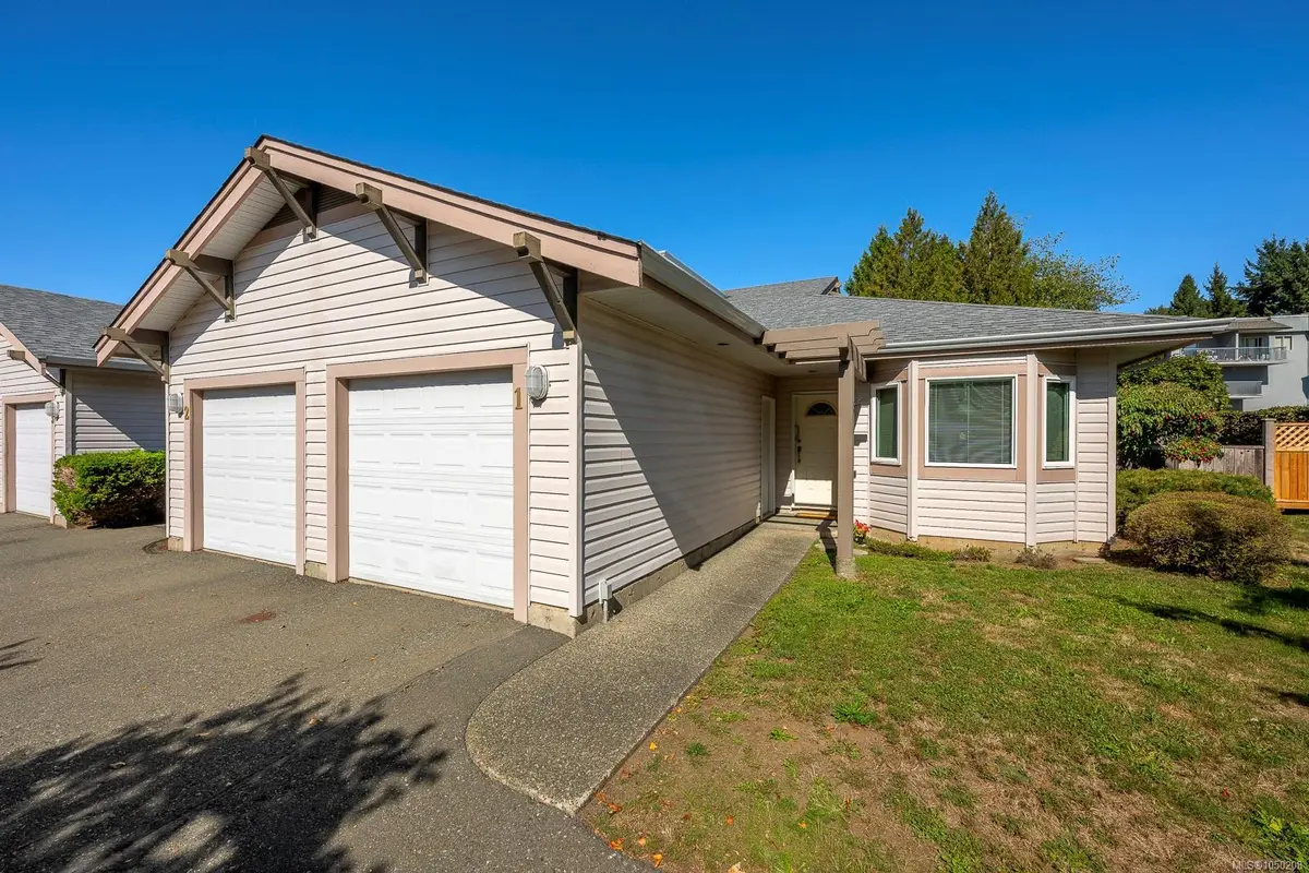 #1 - 950 Braidwood Rd #1, Courtenay BC V9N 3R9