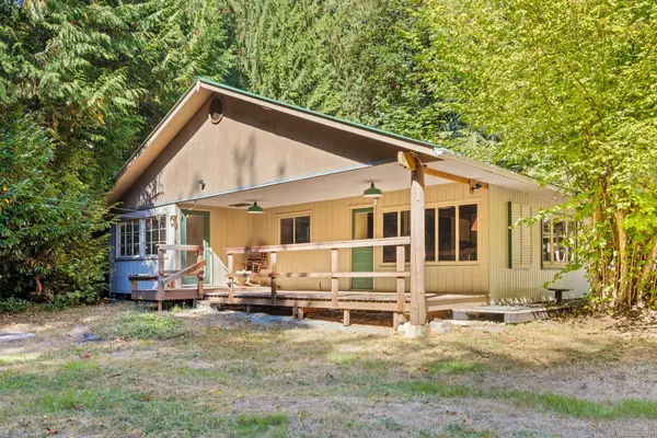 3175 Plumtree Rd, Cobble Hill BC V0R 1L6 - 1 bed, 1.0 bath in Cobble Hill