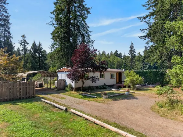 2169 Regent Rd, Black Creek BC V9J 1A1 - 2 bed, 1.0 bath in Black Creek