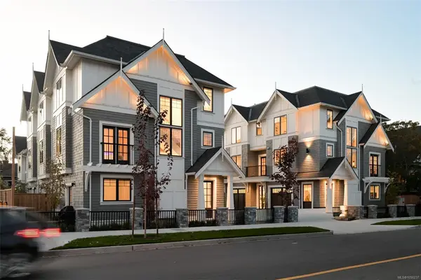 #2 - 1514 Foul Bay Rd #2, Victoria BC V8R 4Z9 - 3 bed, 3 bath property for sale in Victoria
