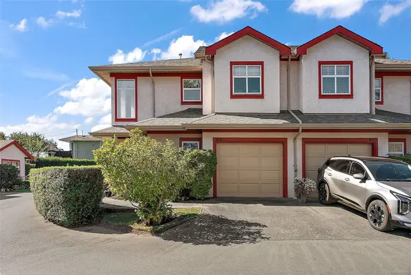 #106 - 1110 Willow St #106, Saanich BC V8X 3K2 - 3 bed, 3 bath property for sale in Saanich