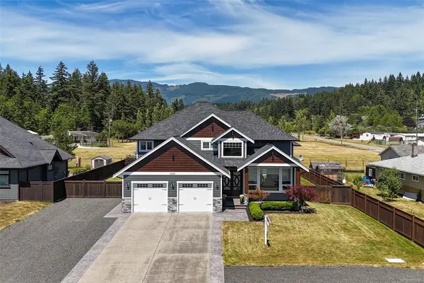5327 Otter Pl, Port Alberni BC V9Y 8X7 - 5 bed, 3 bath property for sale in Port Alberni