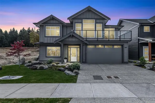 1601 Crown Isle Blvd, Courtenay BC V9N 9X5 - 5 bed, 4 bath property for sale in Courtenay