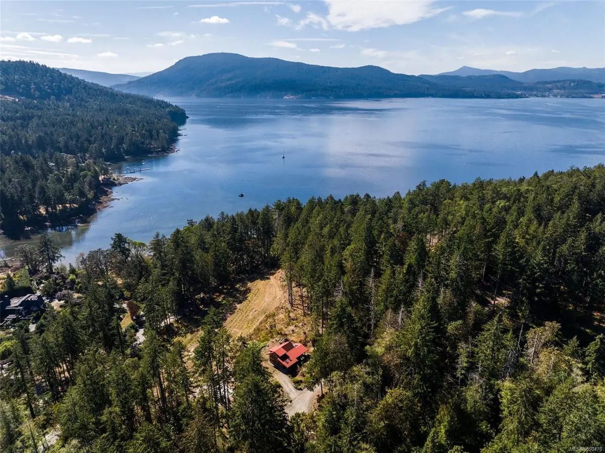 370/400 Baker Rd, Salt Spring BC V8K 2N5