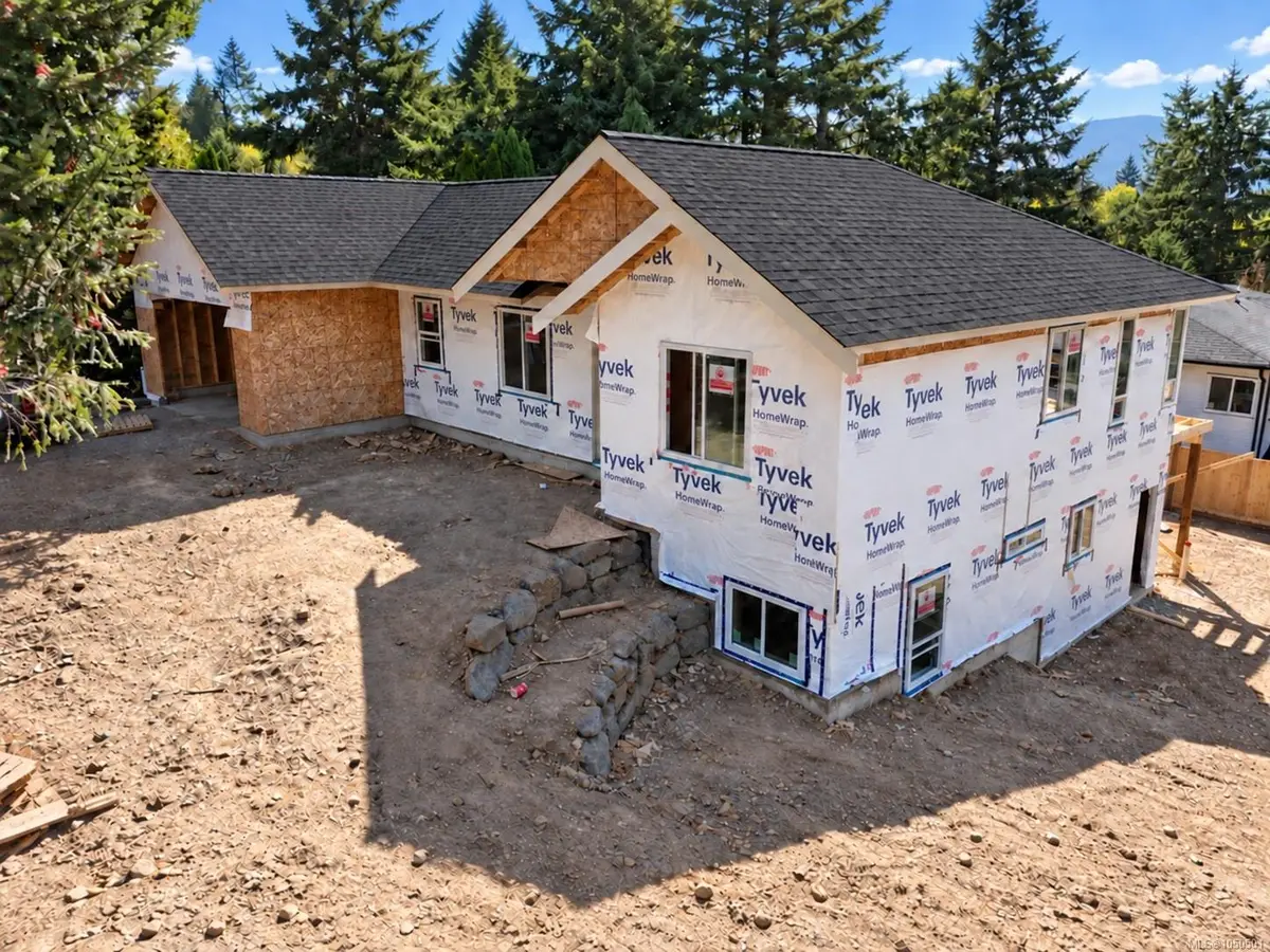 5687 Big Bear Ridge, Nanaimo BC V9T 2K3