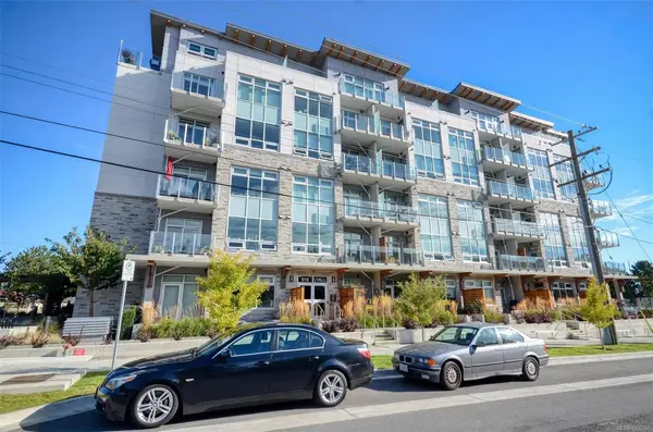 #203 - 916 Lyall St #203, Esquimalt BC V9A 5E6 - 1 bed, 1 bath property for sale in Esquimalt