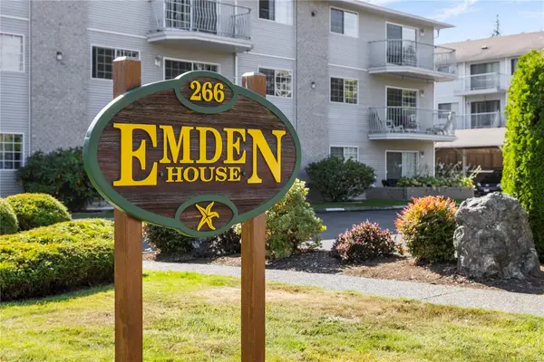 #205 - 266 Hirst Ave W #205, Parksville BC V9P 2K9 - 3 bed, 2 bath in Parksville