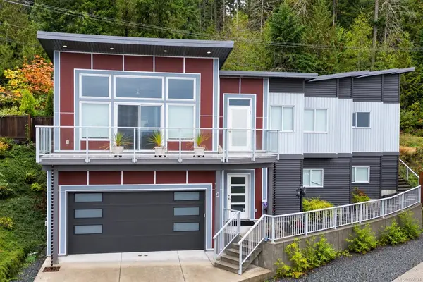 #9 - 1584 Adelaide St #9, Crofton BC V0R 1R0 - 5 bed, 3.0 bath in Crofton