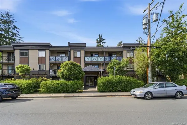 #102 - 1600 Caspers Way #102, Nanaimo BC V9S 1K1 - 2 bed, 1 bath property for sale in Nanaimo
