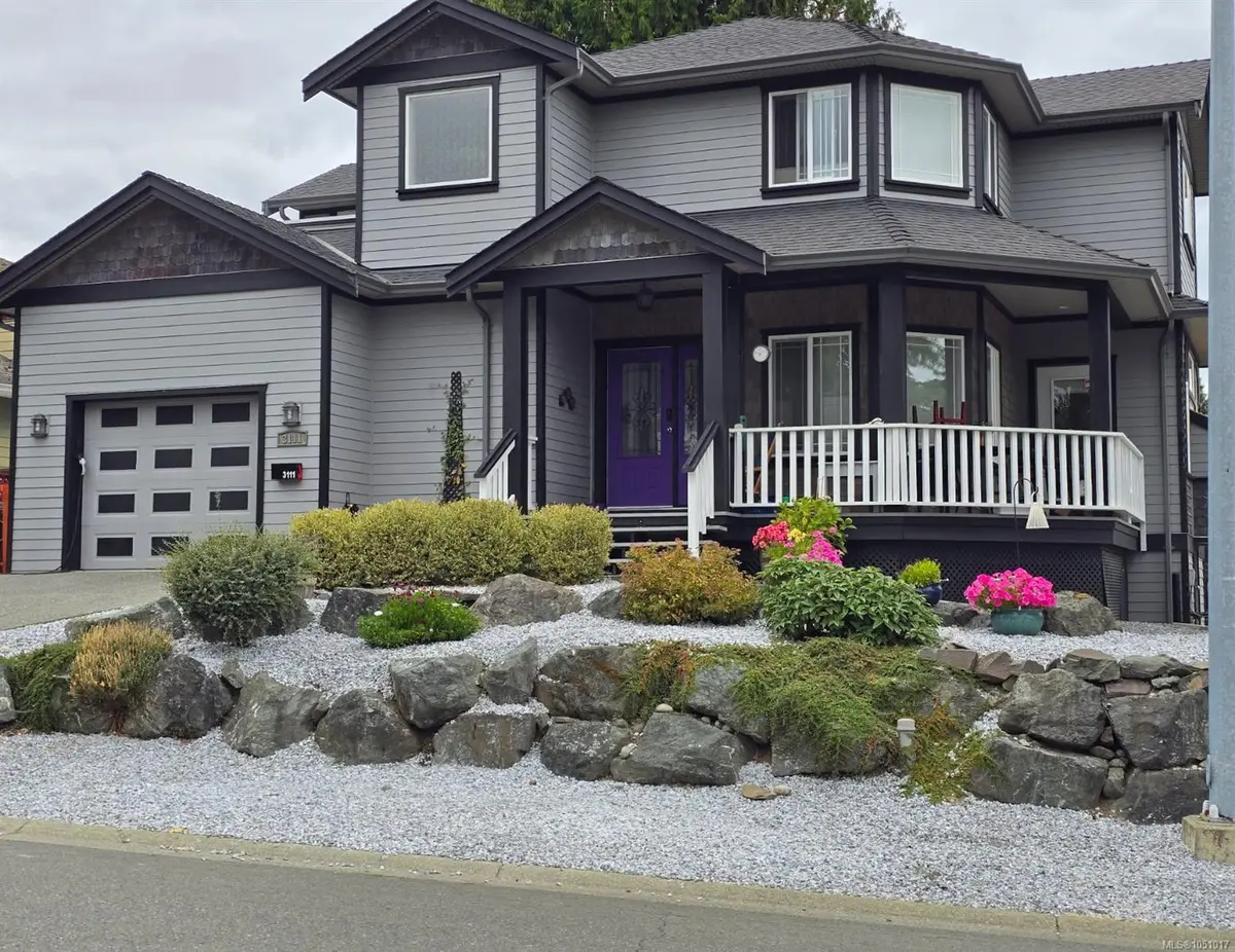 3111 Manor Dr, Duncan BC V9L 0A2