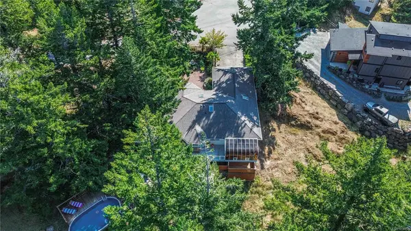 646 Cains Way, Sooke BC V9Z 1C6 - 5 bed, 3 bath property for sale in Sooke