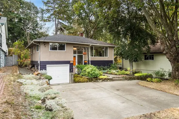 14 Eaton Ave, View Royal BC V8Z 5E1 - 3 bed, 2 bath property for sale in View Royal
