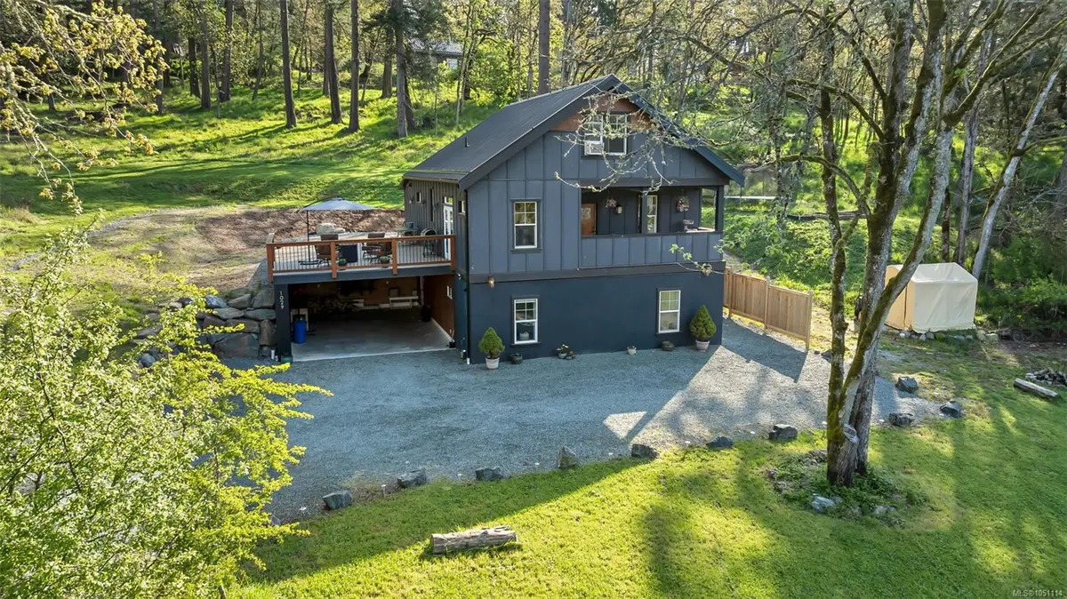 1029 Herd Rd, Duncan BC V9L 5W9