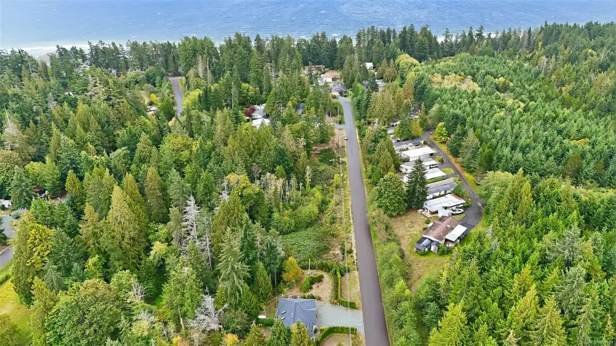 Lot 4 Salmond Rd, Qualicum Beach BC V9K 0A6