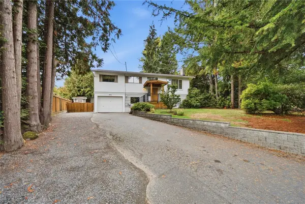 1951 Szasz Dr, Nanaimo BC V9X 1B9 - 4 bed, 2 bath property for sale in Nanaimo