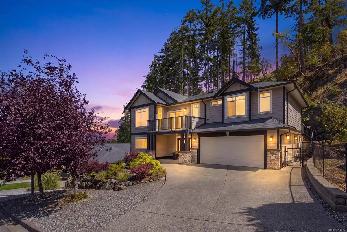 473 Nottingham Dr, Nanaimo BC V9T 0C2