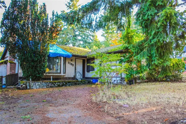 1102 Marchant Rd, Central Saanich BC V8M 1G1 - 3 bed, 2 bath property for sale in Central Saanich