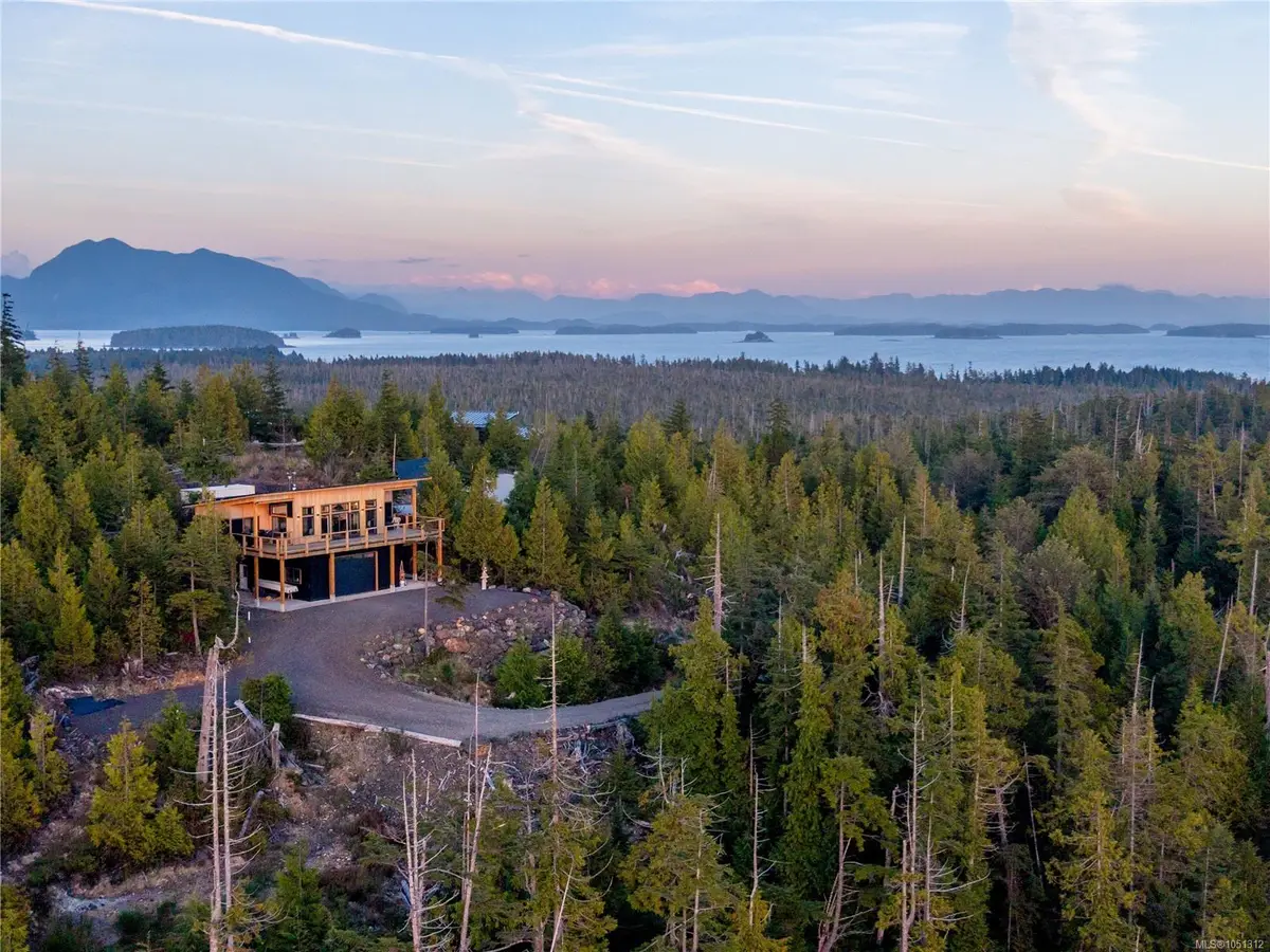 1071 Uplands Close, Ucluelet BC V0R 3A0