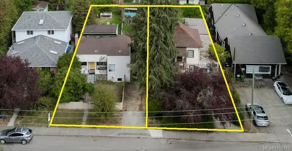1636/1662 Kings Rd, Victoria BC V8R 2N8