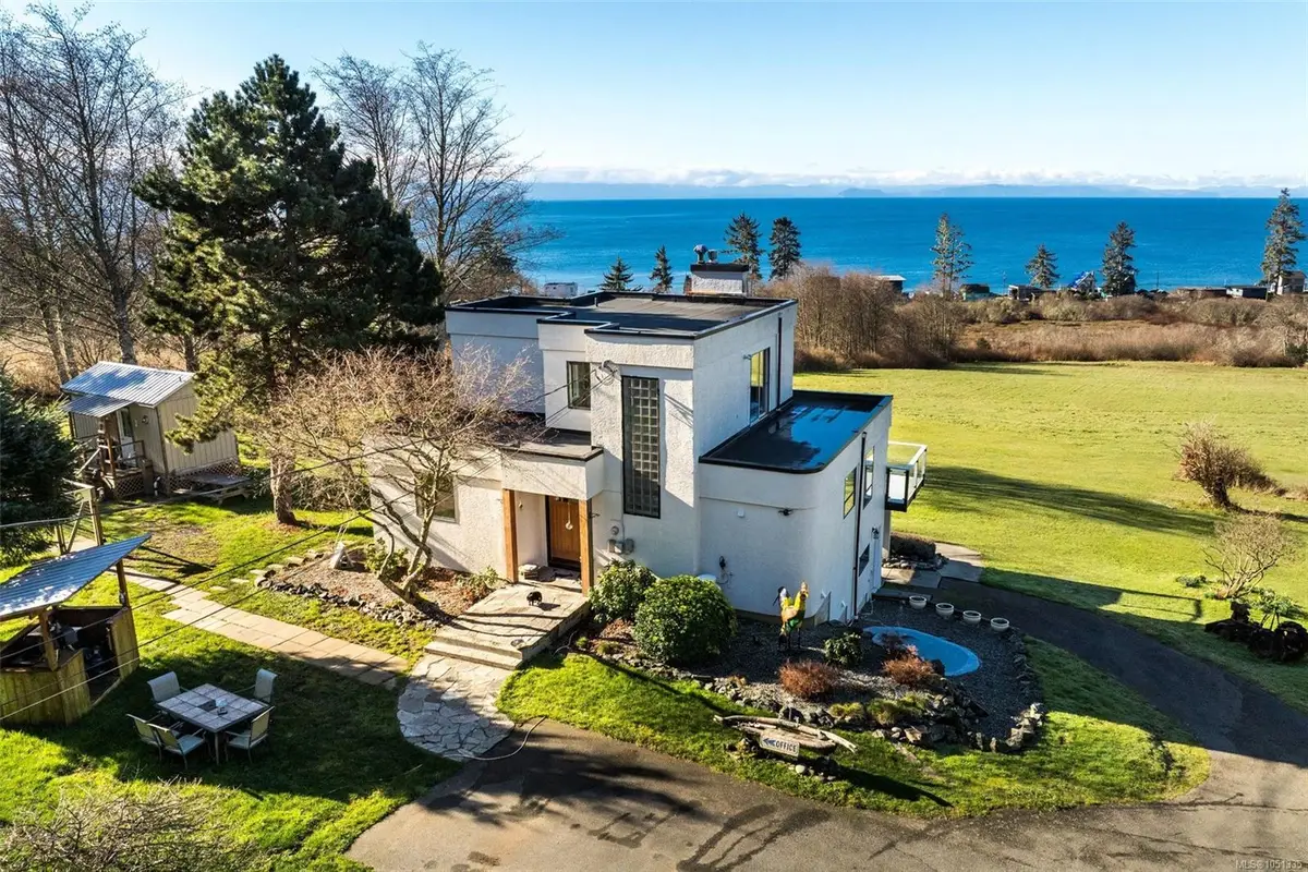 4537 Otter Point Rd, Sooke BC V9Z 0K4