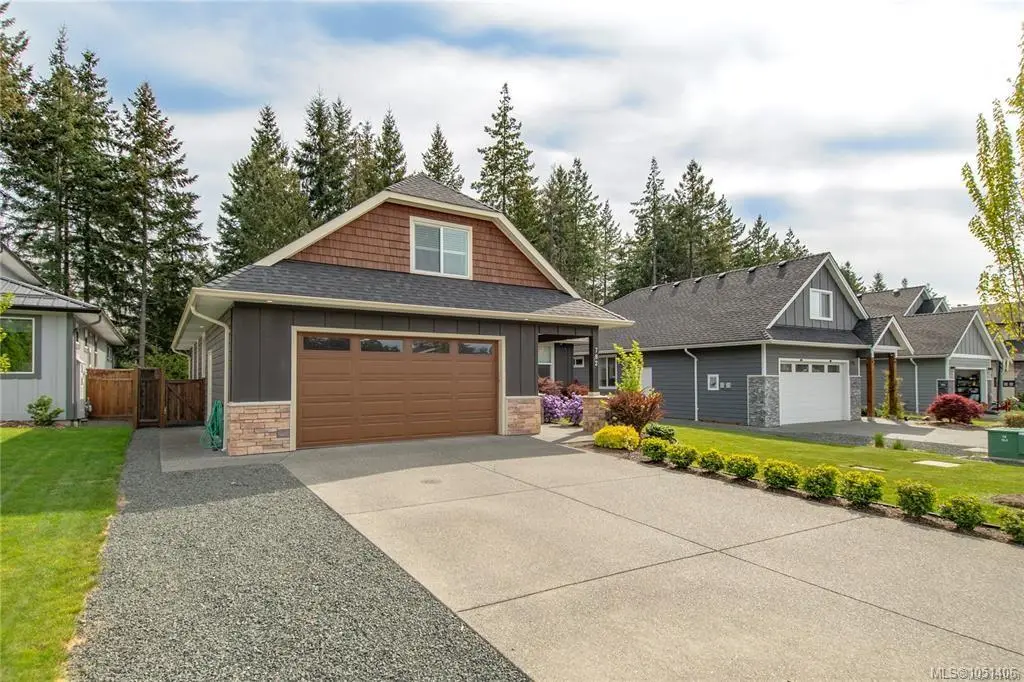 782 Salal St, Campbell River BC V9H 0E7