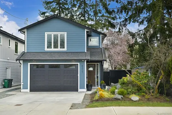 4317 Majestic Dr, Saanich BC V8N 3H1 - 4 bed, 4 bath property for sale in Saanich