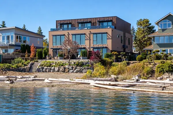 #1 - 2525 Rothesay Ave #1, Sidney BC V8L 2B9 - 3 bed, 3 bath property for sale in Sidney