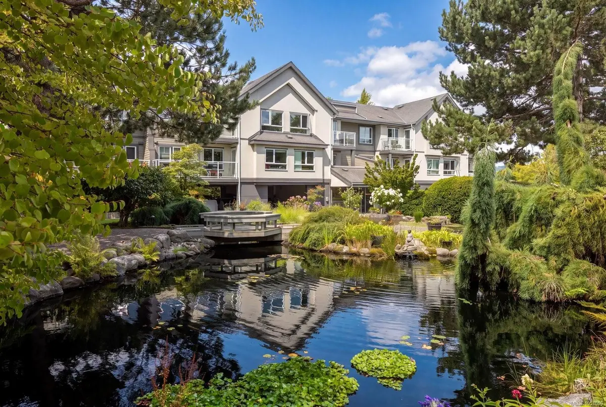 #334 - 2245 James White Blvd #334, Sidney BC V8L 1Z5