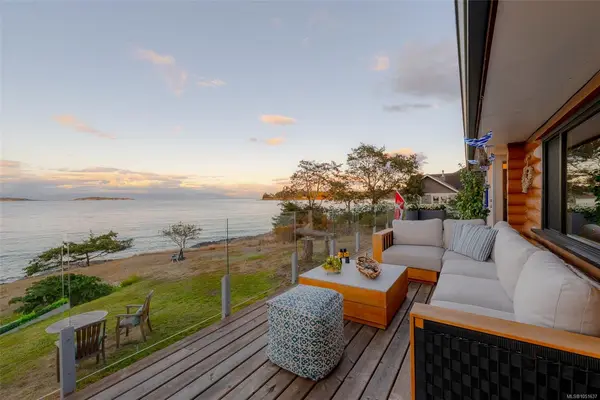 1388 Reef Rd, Nanoose Bay BC V9P 9B9 - 2 bed, 2 bath property for sale in Nanoose Bay