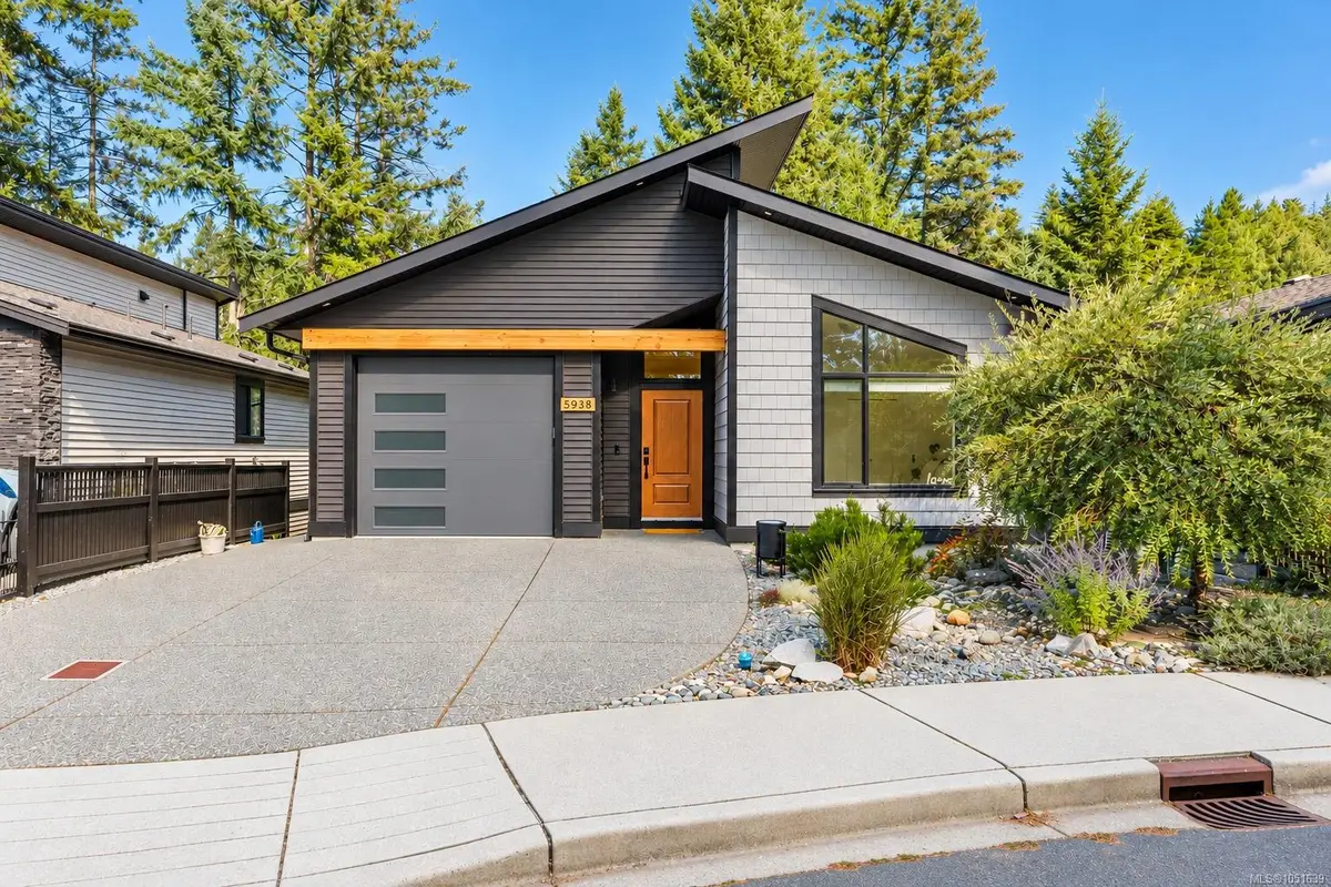 5938 Stillwater Way, Nanaimo BC V9T 0J6