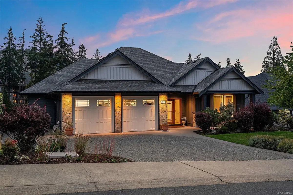 2152 Champions Way, Langford BC V9B 0R9