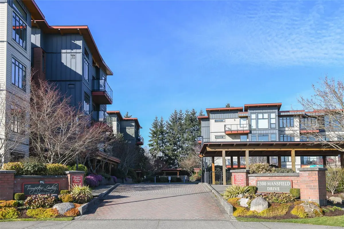 #327 - 2300 Mansfield Dr #327, Courtenay BC V9N 3S3