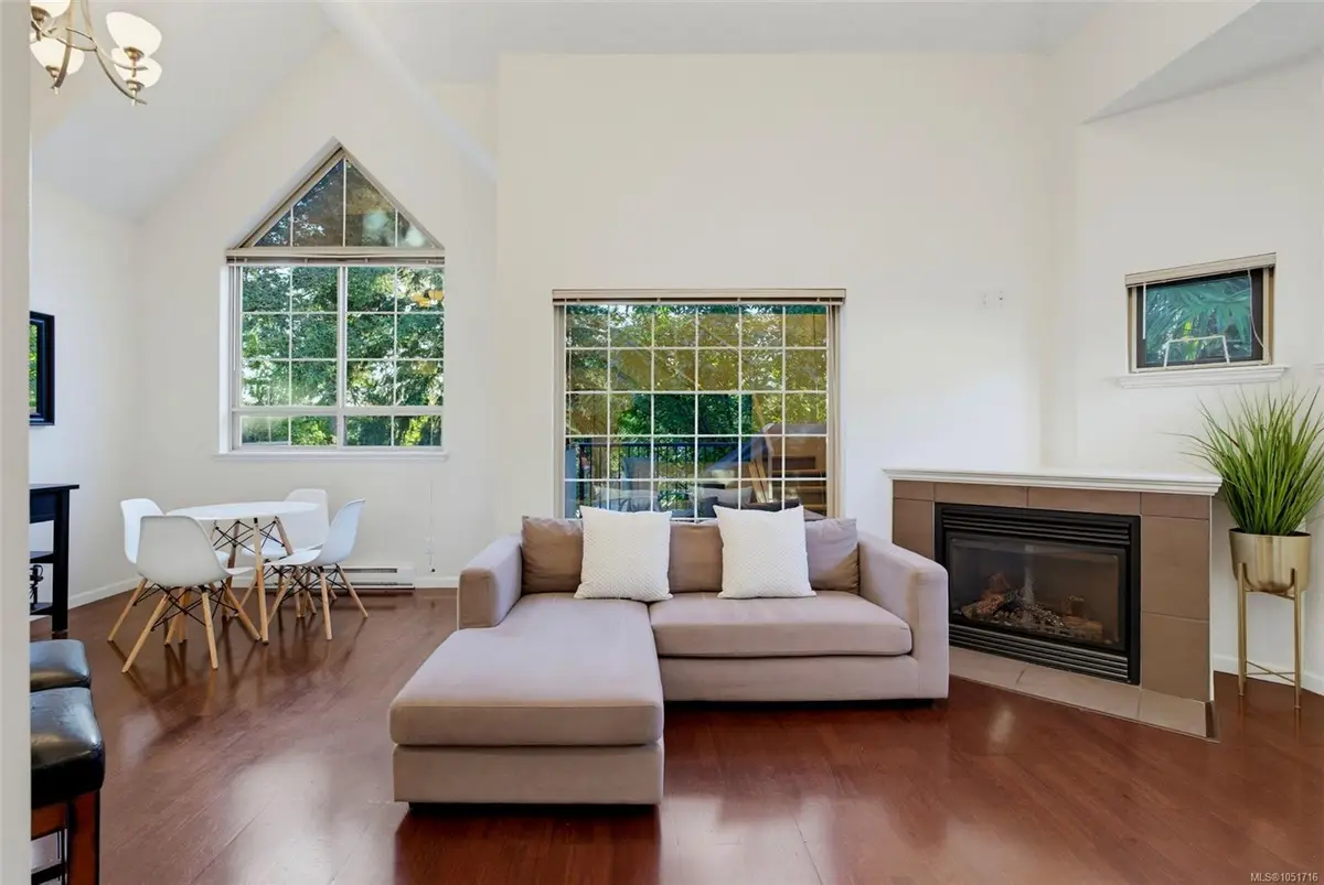 #207 - 791 Station Ave #207, Langford BC V9B 0E6