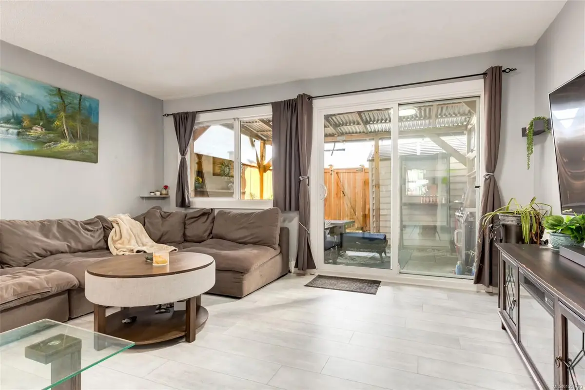 #12 - 285 Harewood Rd #12, Nanaimo BC V9R 2Z1
