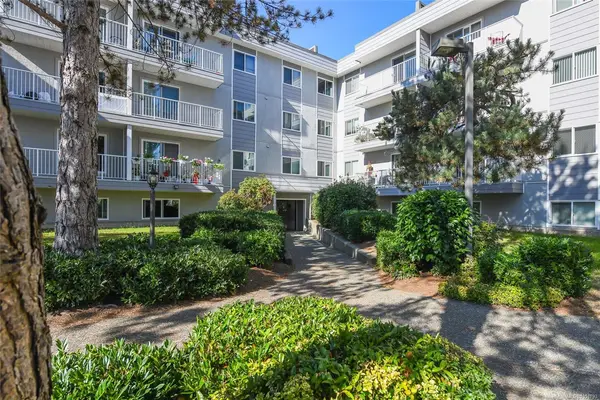 #107 - 175 Centennial Dr #107, Courtenay BC V9N 7M4 - 2 bed, 1 bath property for sale in Courtenay