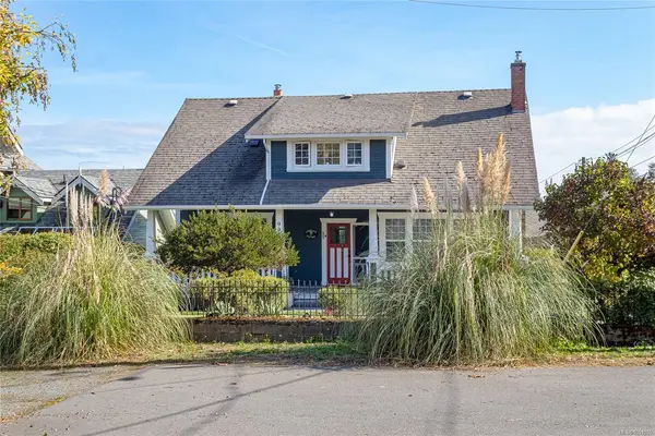 9945 Cedar St, Chemainus BC V0R 1K1 - 4 bed, 2.0 bath in Chemainus