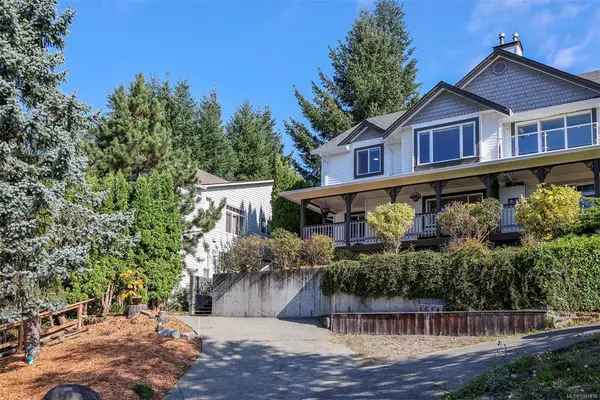 #A - 4654 Cruickshank Ave #A, Courtenay BC V9N 7W6 - 4 bed, 2 bath property for sale in Courtenay