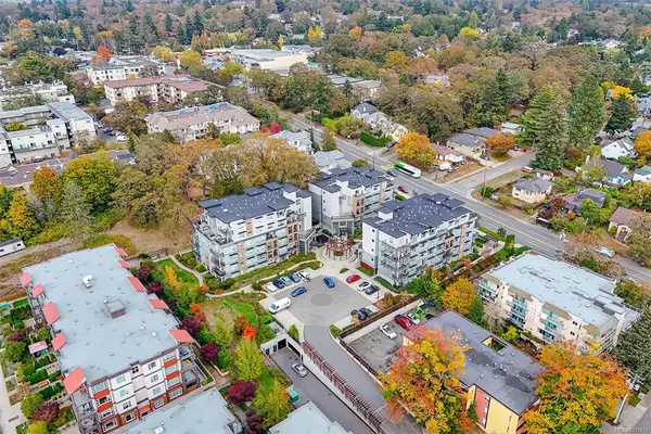 #104 - 1016 Inverness Rd #104, Saanich BC V8X 0B1 - 2 bed, 2 bath property for sale in Saanich