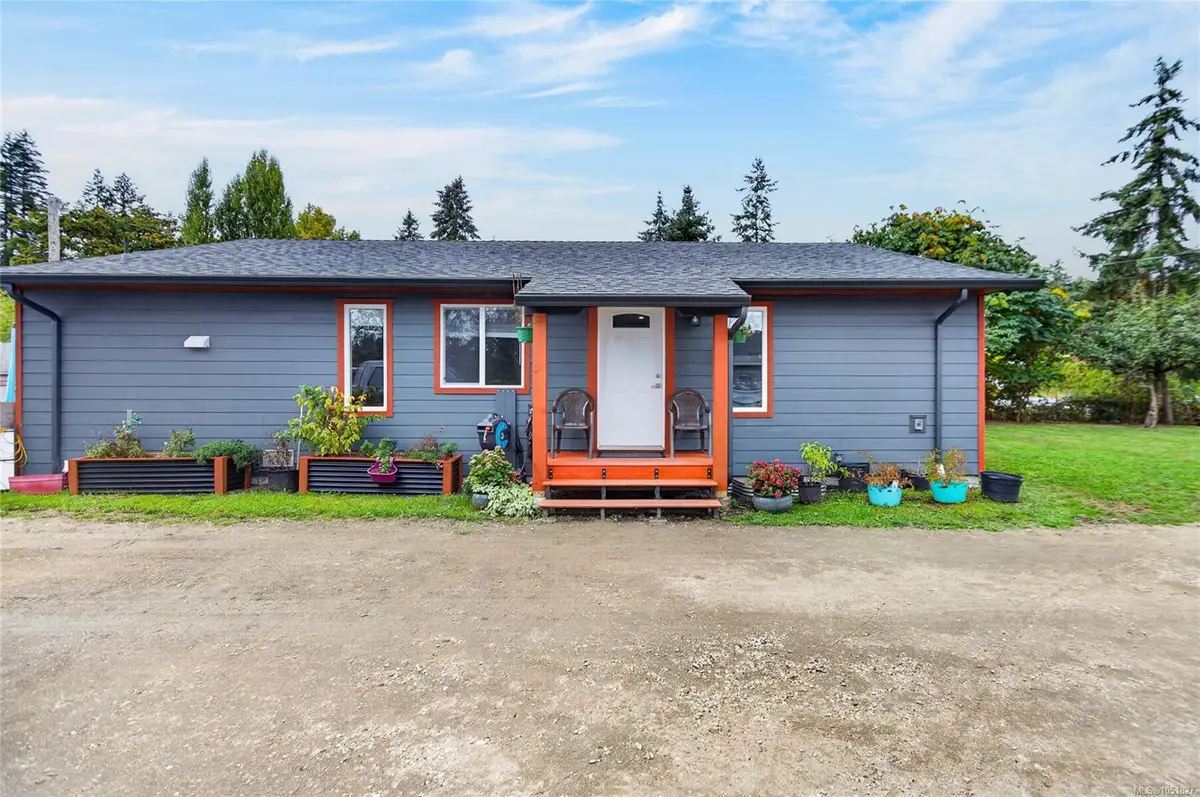 3386 Lake Trail Rd, Courtenay BC V9N 9M2