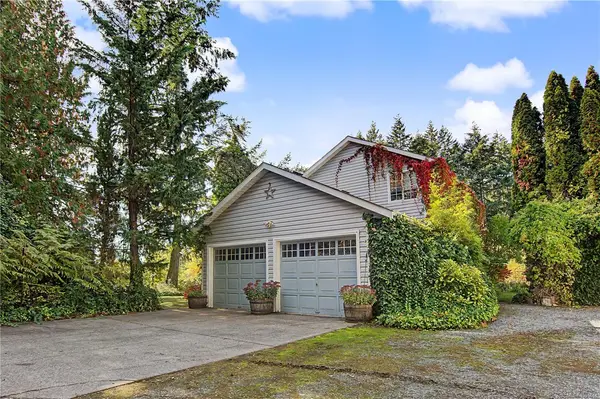 2060 Huddington Rd, Nanaimo BC V9X 1M1 - 3 bed, 3 bath property for sale in Nanaimo