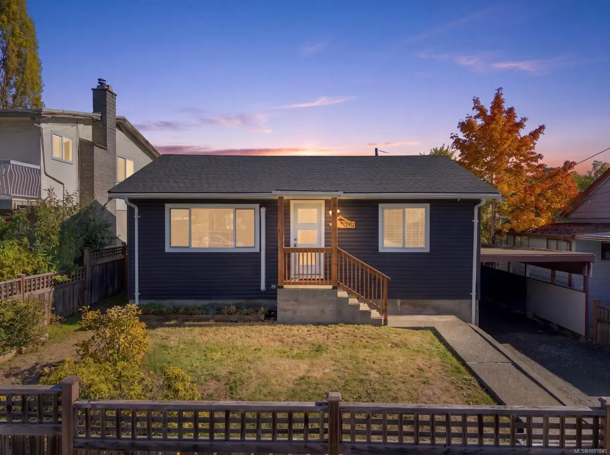 390 Georgia Ave, Nanaimo BC V9R 3V8